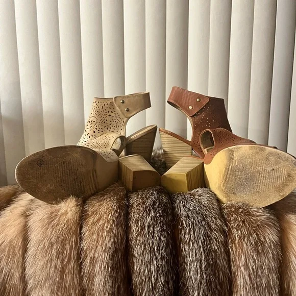 Chic Cut-Out Peep-Toe Heels in Tan and Brown - Picture 3 of 7